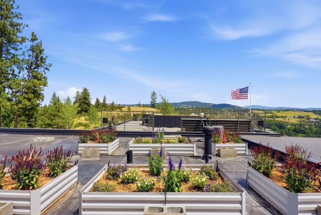 11421 S Elk Run Ln, Spokane, WA 99224