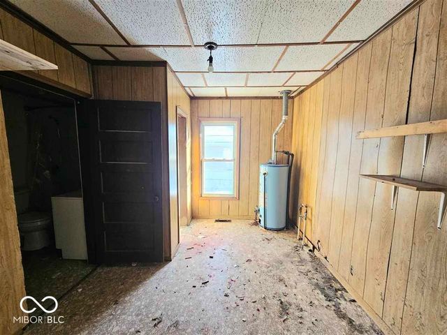143 E School Street, Anderson, IN 46012