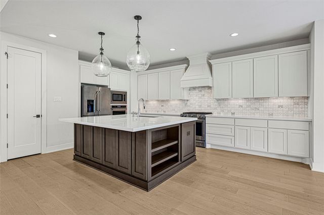 32703 Warbler Court, Fulshear, TX 77441