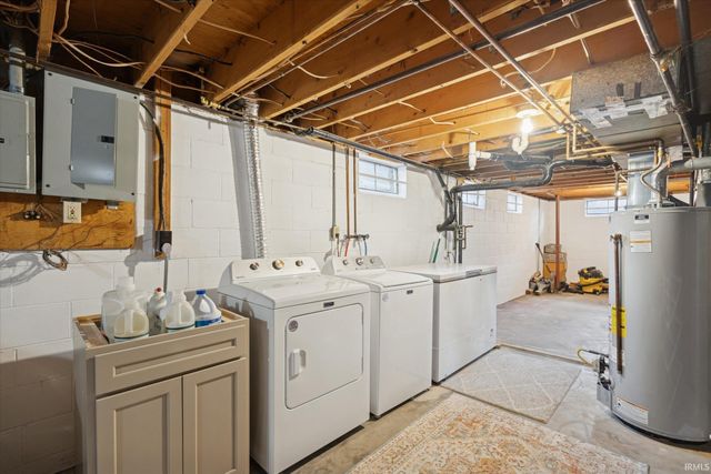 11837 Bowman Drive, Mishawaka, IN 46545