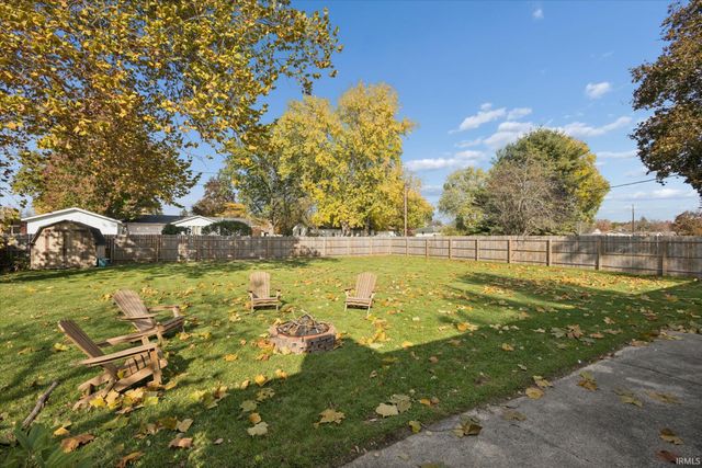 11837 Bowman Drive, Mishawaka, IN 46545