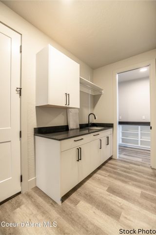11009 E 36TH DR, Spokane Valley, WA 99206