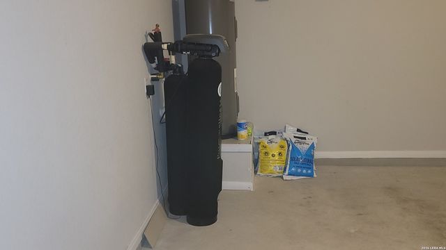 10335 midsummer, Converse, TX 78109