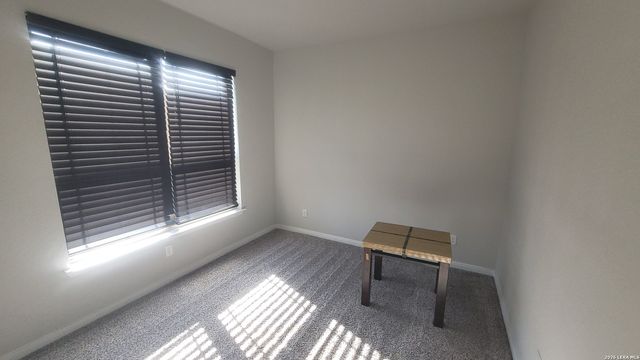 10335 midsummer, Converse, TX 78109