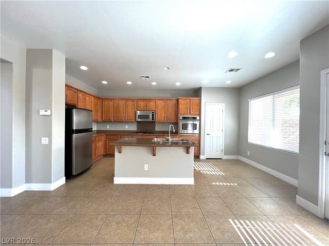 12037 Contorno Vista Court, Las Vegas, NV 89138