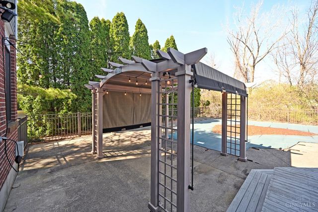 8346 White Hill Lane, West Chester, OH 45069