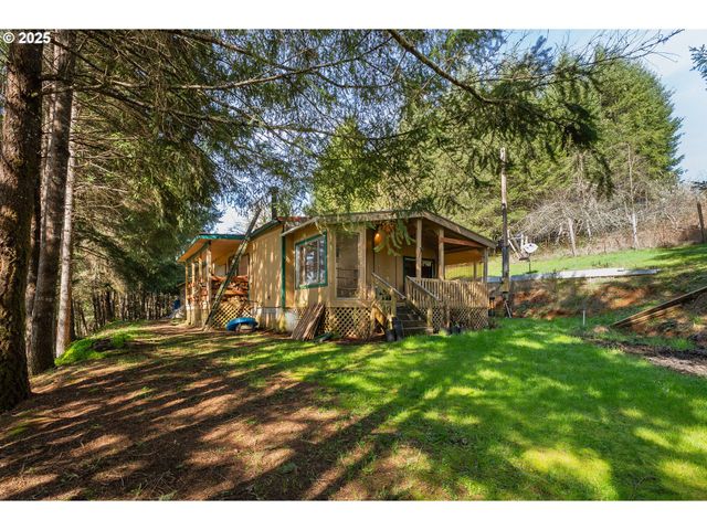 4868 UMPQUA HIGHWAY 99, Drain, OR 97435