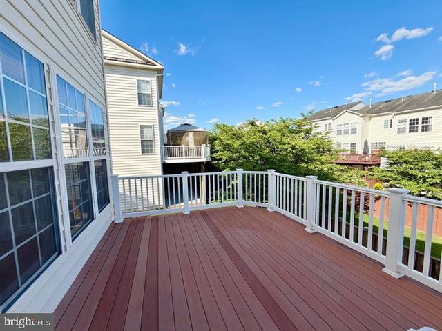 16325 FLOTSAM LN, Woodbridge, VA 22191