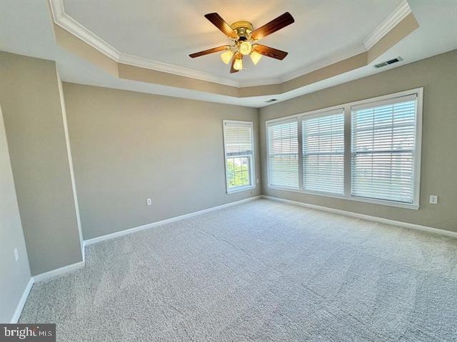 16325 FLOTSAM LN, Woodbridge, VA 22191