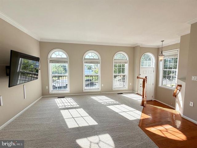 16325 FLOTSAM LN, Woodbridge, VA 22191