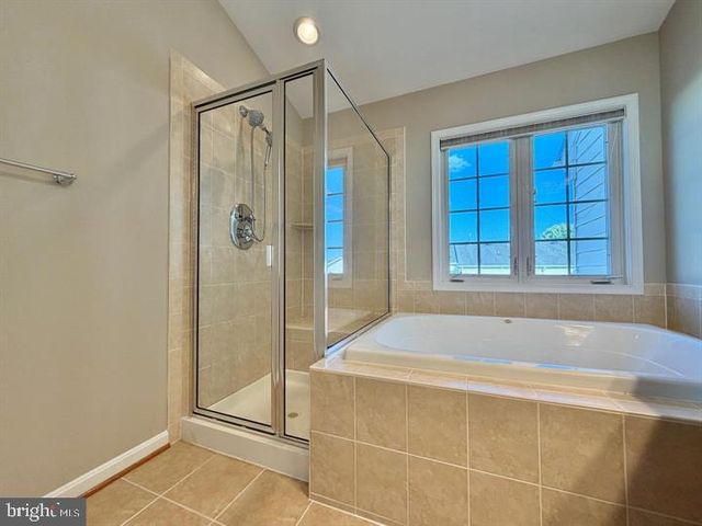 16325 FLOTSAM LN, Woodbridge, VA 22191