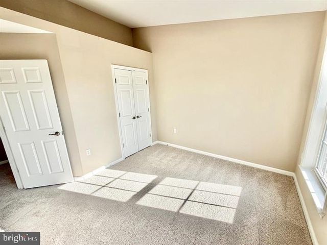 16325 FLOTSAM LN, Woodbridge, VA 22191