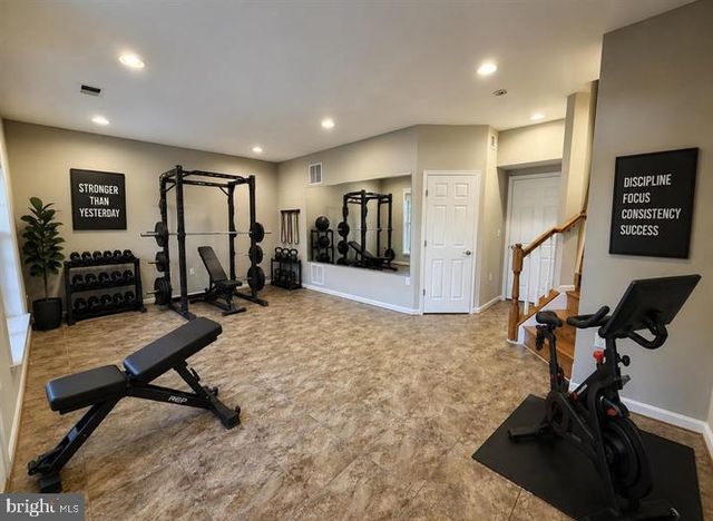 16325 FLOTSAM LN, Woodbridge, VA 22191