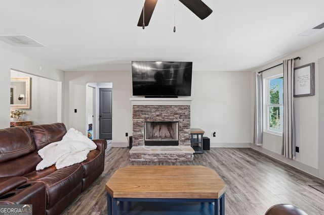 478 Gum Creek Road, Oxford, GA 30054