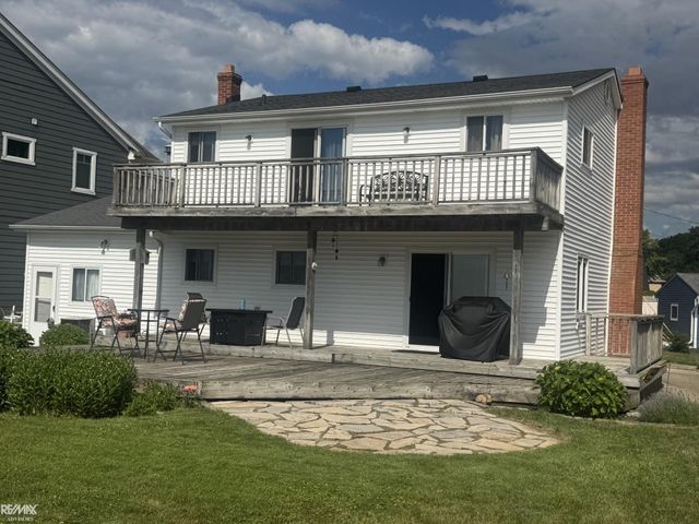 46960 Jans Drive, Chesterfield, MI 48047