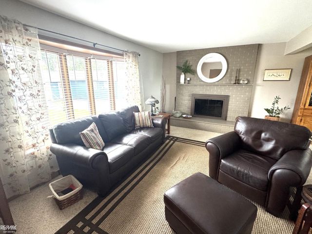 46960 Jans Drive, Chesterfield, MI 48047
