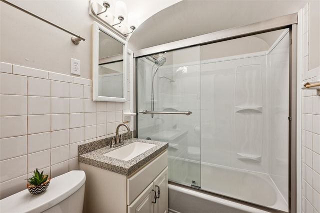 628 33rd Street NE, Cedar Rapids, IA 52402