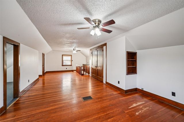 628 33rd Street NE, Cedar Rapids, IA 52402