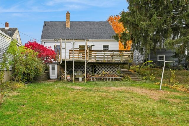 628 33rd Street NE, Cedar Rapids, IA 52402