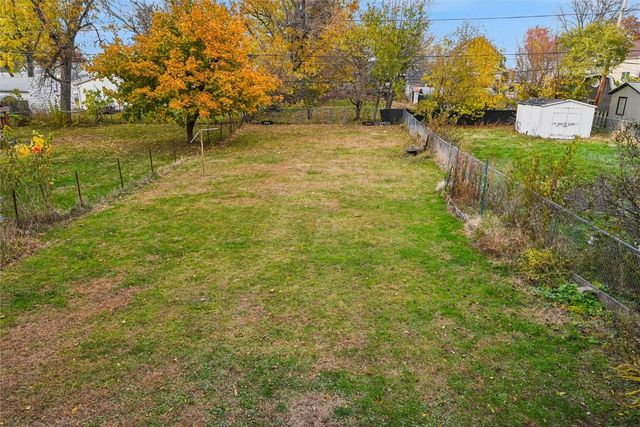 628 33rd Street NE, Cedar Rapids, IA 52402