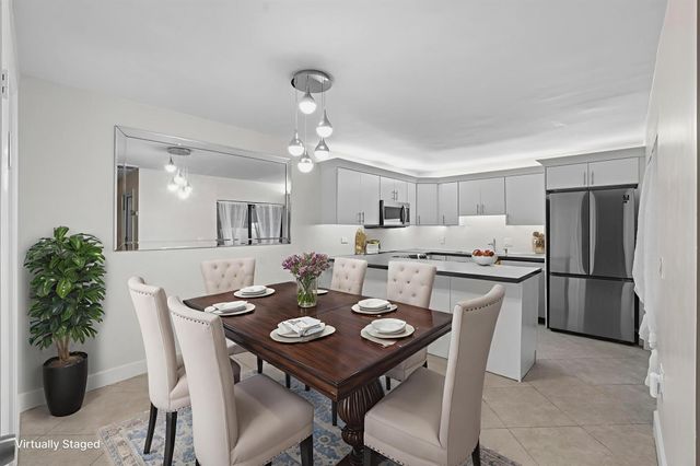 617 6th Lane, Palm Beach Gardens, FL 33418