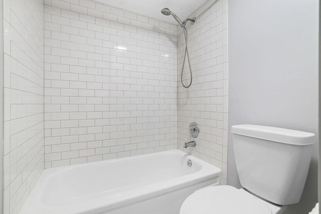 617 6th Lane, Palm Beach Gardens, FL 33418