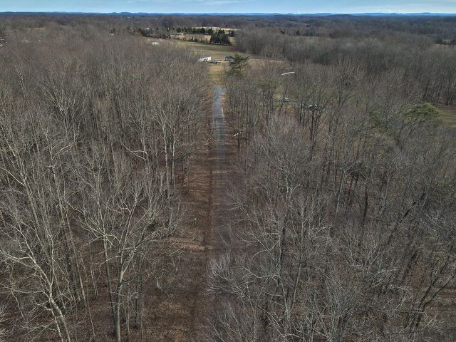 25 Piper Road, Russell Springs, KY 42642