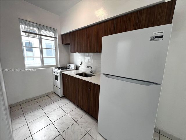 1132 Pennsylvania Ave 3, Miami Beach, FL 33139