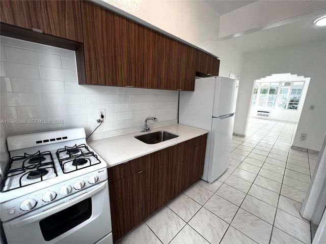 1132 Pennsylvania Ave 3, Miami Beach, FL 33139