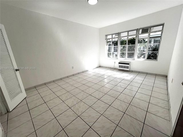 1132 Pennsylvania Ave 3, Miami Beach, FL 33139