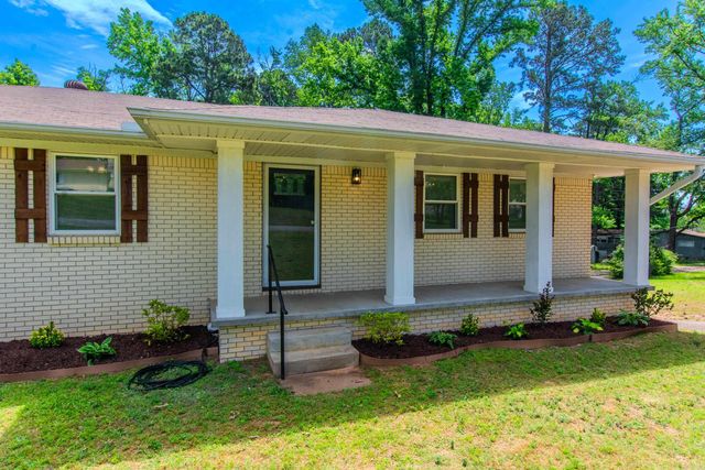 2103 Wright Avenue, Benton, AR 72019
