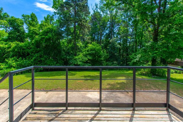 2103 Wright Avenue, Benton, AR 72019