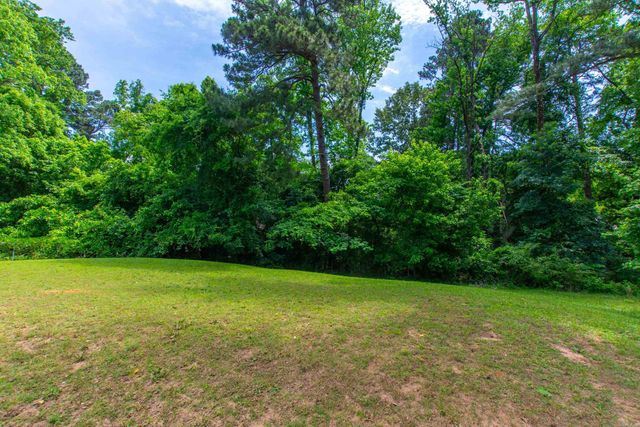 2103 Wright Avenue, Benton, AR 72019