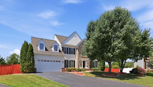 7116 CROWN JEWELS CT, Fredericksburg, VA 22407