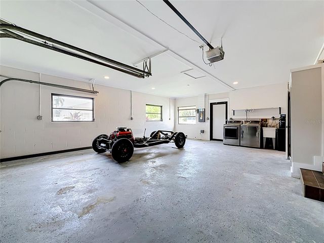 12756 POINSETTIA AVENUE, Seminole, FL 33776