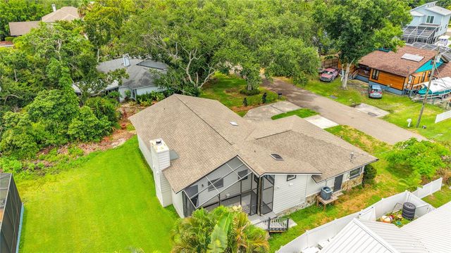 12756 POINSETTIA AVENUE, Seminole, FL 33776
