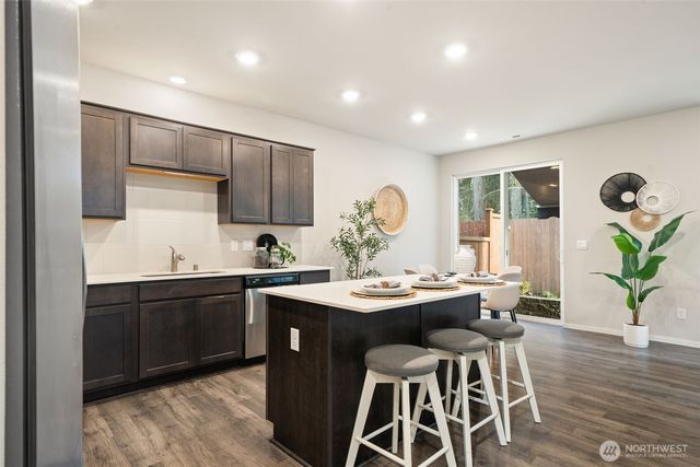 6612 Langley Avenue NE, Bremerton, WA 98311