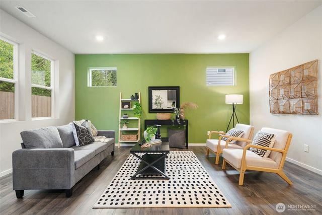 6612 Langley Avenue NE, Bremerton, WA 98311