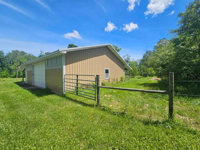 6221 W Clarence Road, Harrison, MI 48625