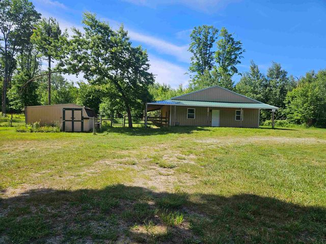 6221 W Clarence Road, Harrison, MI 48625