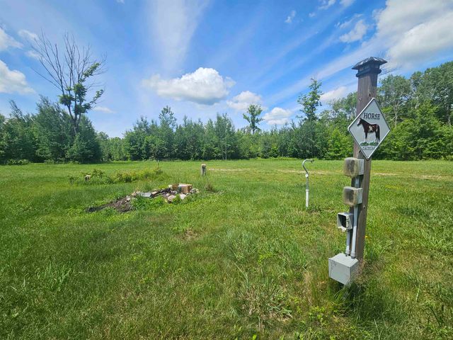 6221 W Clarence Road, Harrison, MI 48625