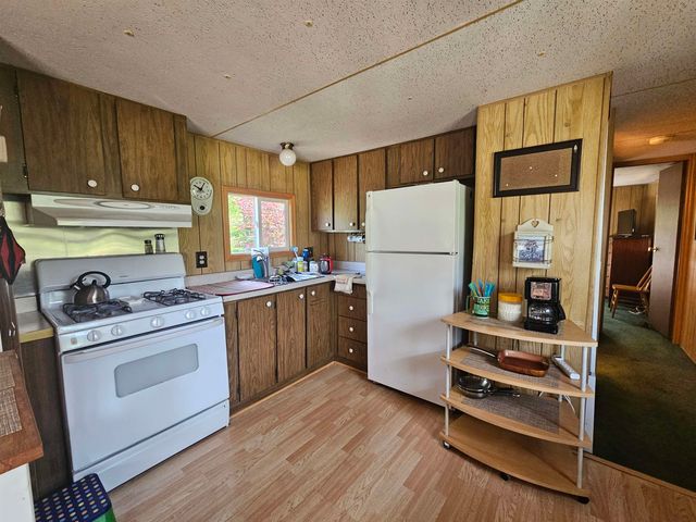 6221 W Clarence Road, Harrison, MI 48625