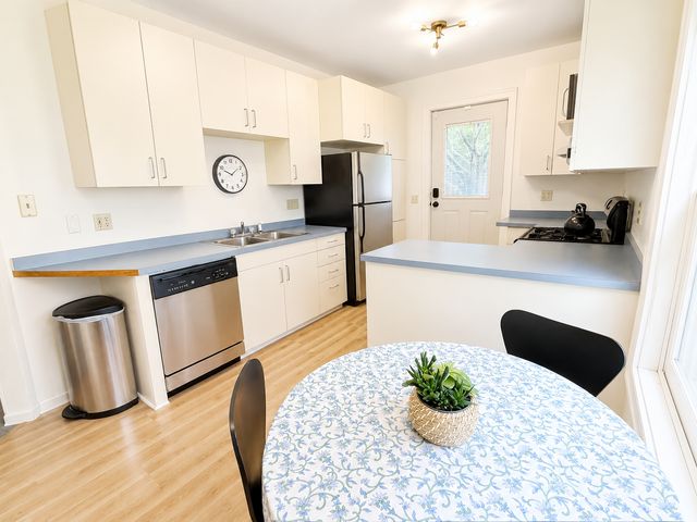 3015 E Franklin Avenue, Minneapolis, MN 55406
