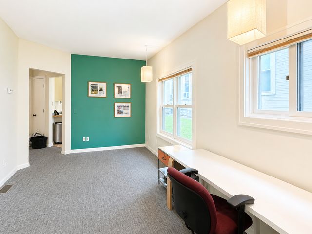 3015 E Franklin Avenue, Minneapolis, MN 55406