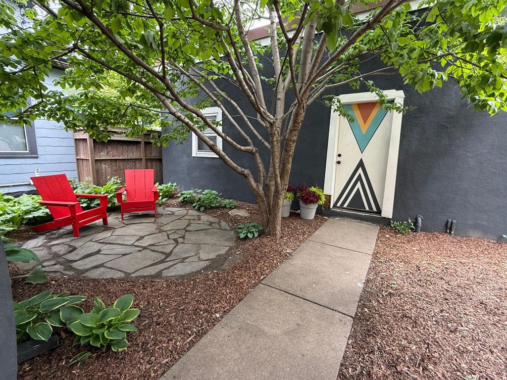 3015 E Franklin Avenue, Minneapolis, MN 55406 — photo 2