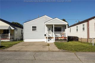 1928 McKinley Avenue, St Albans, WV 25177