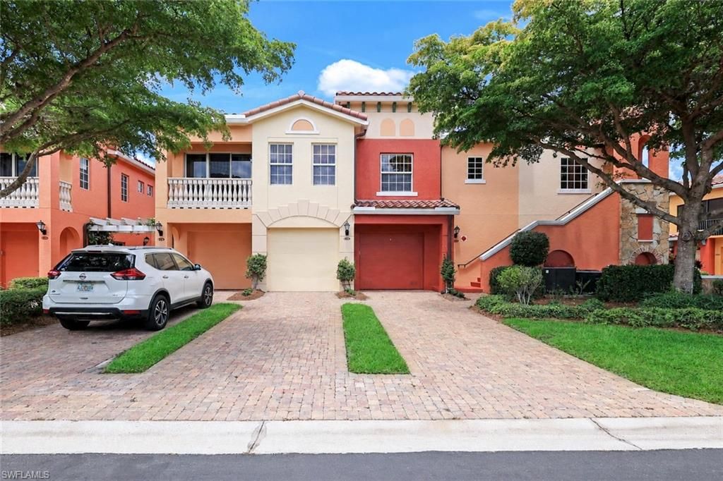 8721 Piazza Del Lago CIR 205, ESTERO, FL 33928 — exterior