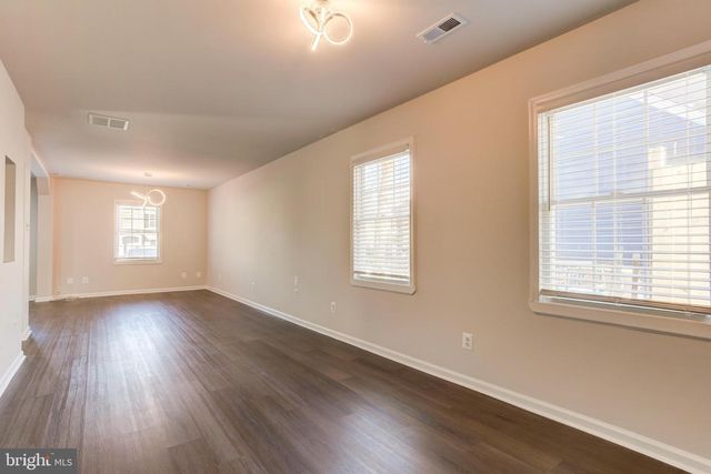 187 SCOTT DR, Manassas Park, VA 20111