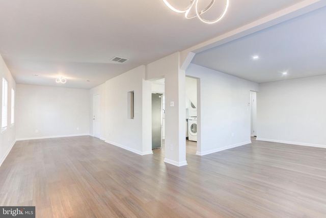 187 SCOTT DR, Manassas Park, VA 20111