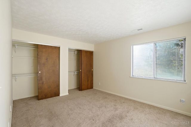 2050 Woodtrail Drive, Fairfield, OH 45014